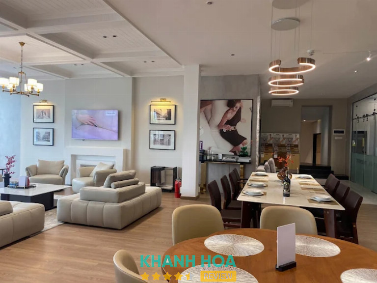 The Present House, Nha Trang