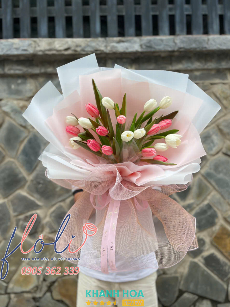 FLoLi tỉ mỉ trong việc lựa chọn hoa chất lượng cao