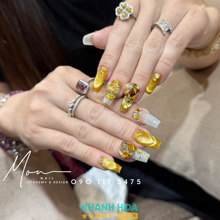 Mon Nail - 318 Nguyễn Thị Minh Khai