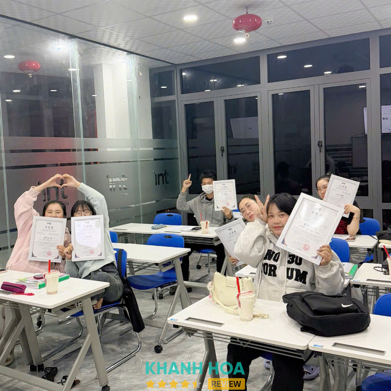 Trung tâm Tiếng Hàn INT EDU - LK511, đường B4 B5 Hà Quang 2