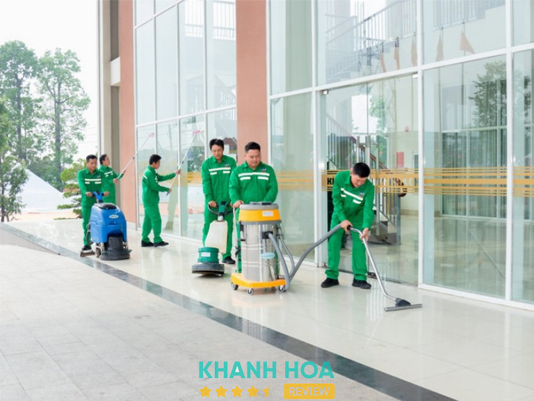 Vệ sinh công nghiệp Hoàng Phúc, Nha Trang