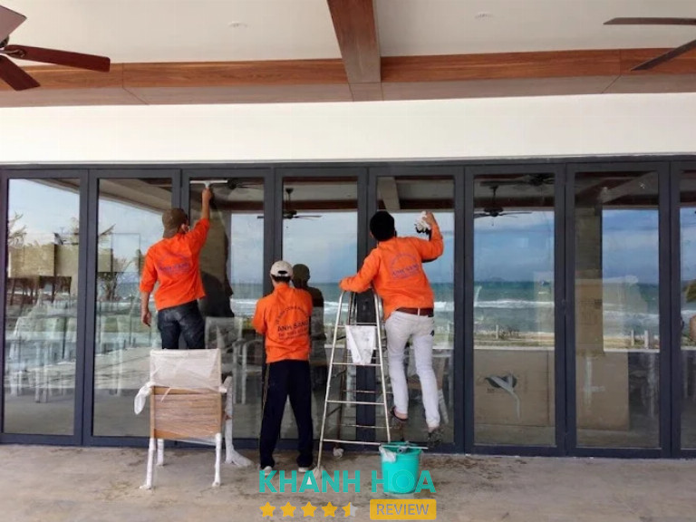 Vệ Sinh Công Nghiệp Ánh Sao Sáng, Nha Trang