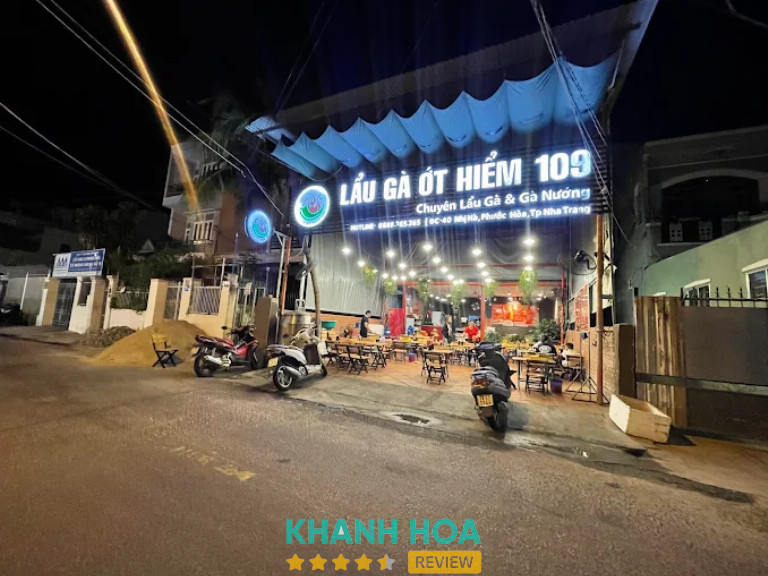 Lẩu Gà Ớt Hiểm, Nha Trang