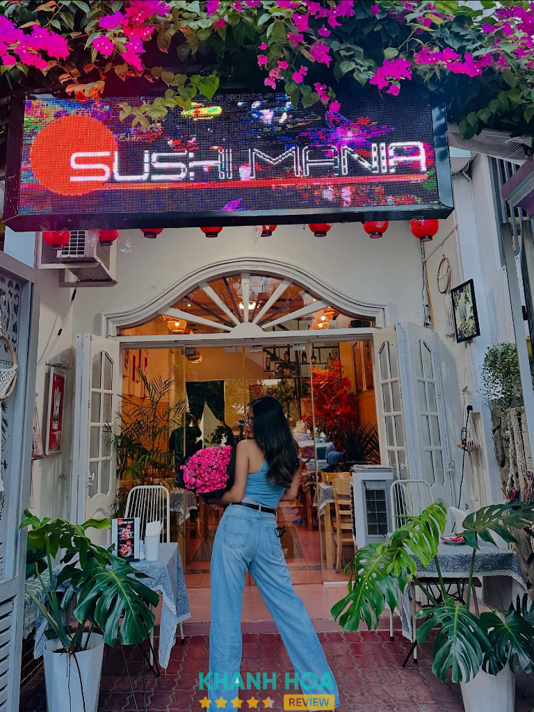 Sushi Mania - 8/13 Nguyễn Thiện Thuật