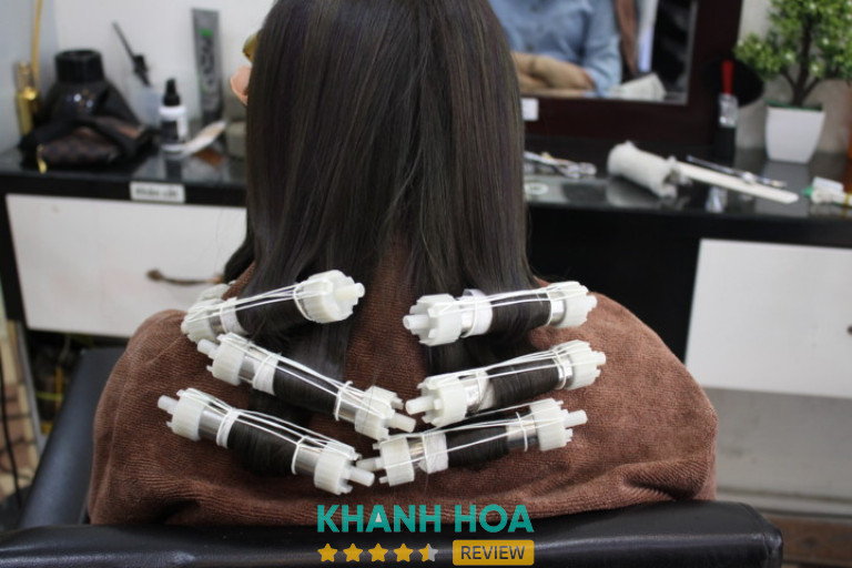 Anh Tú Hair Salon, Cam Ranh