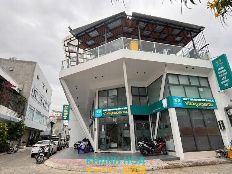 Nha Khoa Vinmer Dental cạo vôi răng ở Phan Rang