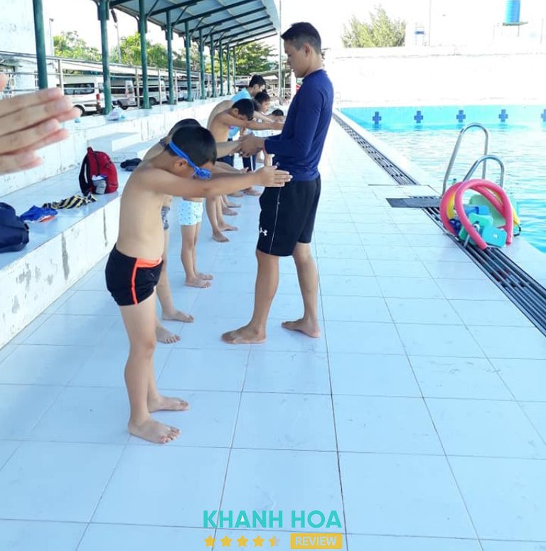 Hồ Bơi Không Quân Nha Trang