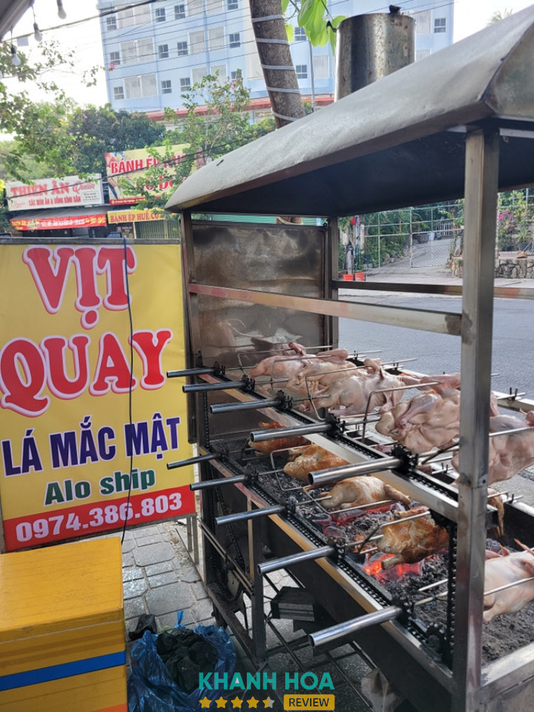 Vịt Quay Lá Mắc Mật Nha Trang - 2A Đoàn Trần Nghiệp