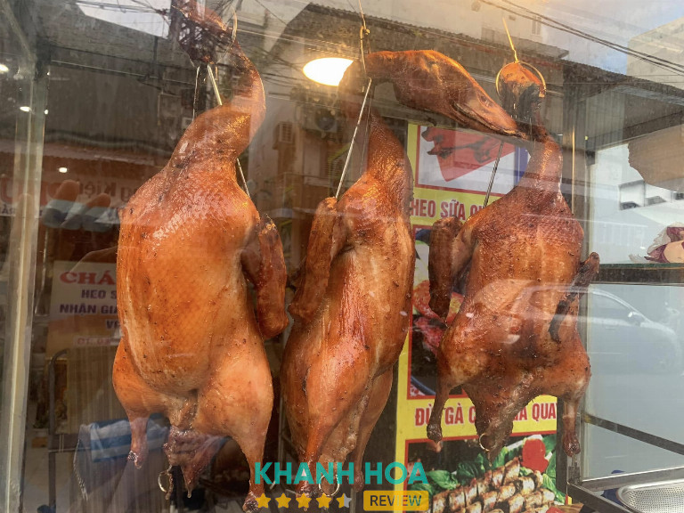 Vịt Quay Chánh Thuần - 20 Nguyễn Xiển
