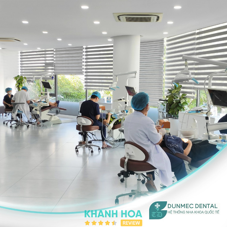 Nha khoa Quốc tế Dunmec Dental - 300 Lê Hồng Phong