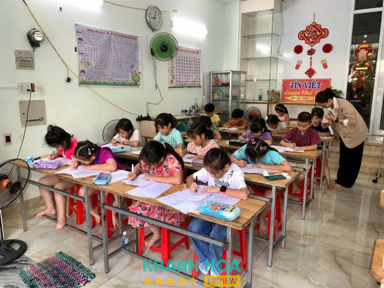 Trung Tâm Luyện Chữ Đẹp Tín Việt Nha Trang