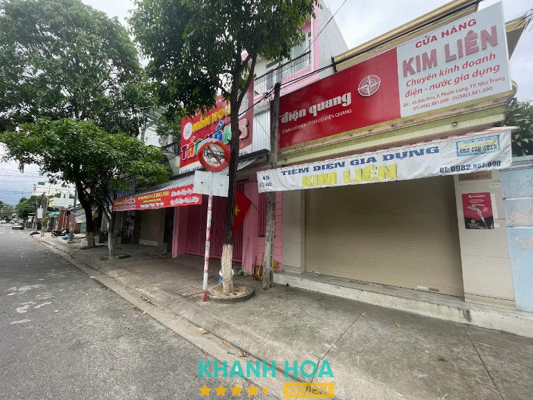 Cửa hàng thiết bị vệ sinh tại Nha Trang Kim Liên