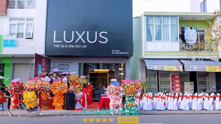 Cửa hàng thiết bị nhà vệ sinh ở Nha Trang Luxus Showroom