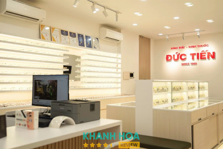 Mắt kính Đức Tiến, Cam Ranh