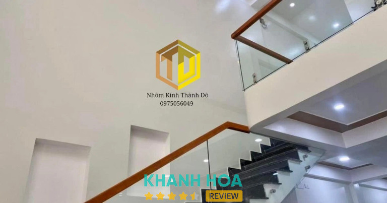 Nhôm Kính Thành Đô là Đơn vị thi công cầu thang kính ở Nha Trang, Khánh Hòa