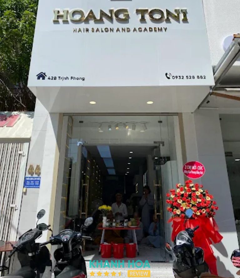 Hoàng Toni HairSalon cắt tóc ở Khánh Hòa