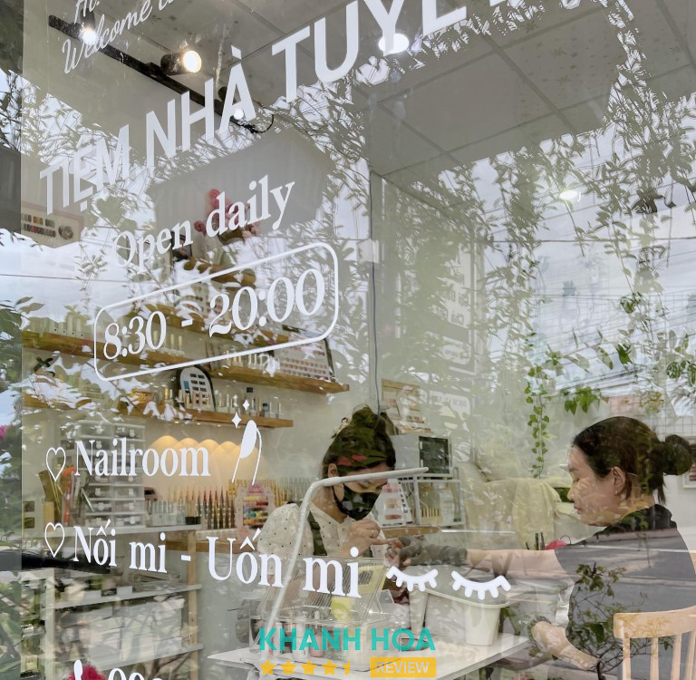 Tiệm nail Cam Ranh