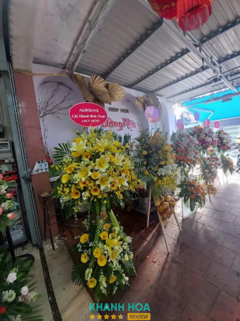 Tiệm Hoa – Số 12 Đường 21/8