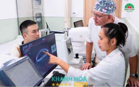 Đội ngũ bác sĩ Trung tâm Mắt Hồng Ngọc